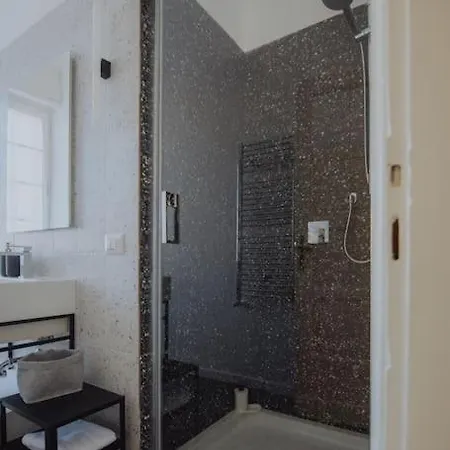 A Casa Di Giulia Appartement Latina